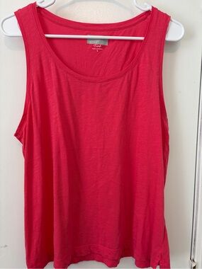 Tart Bright Pink Scoop Neck Tank